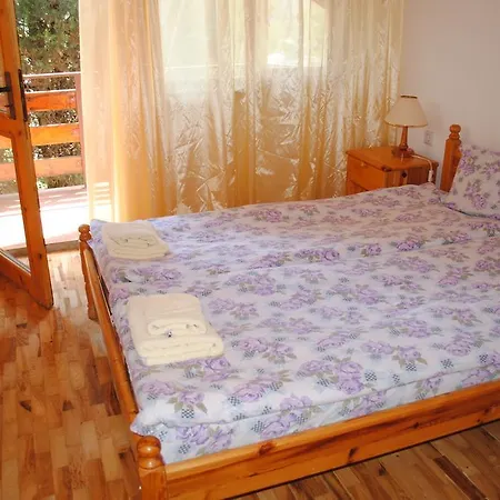 Villas Denitsa Άγιος Κωνσταντίνος και Ελένη