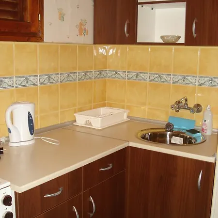 Villas Denitsa Άγιος Κωνσταντίνος και Ελένη