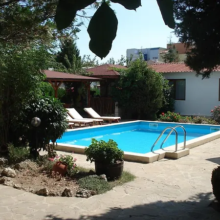Villas Denitsa 3*
