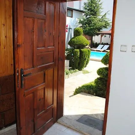 Villas Denitsa Πάρκο διακοπών Άγιος Κωνσταντίνος και Ελένη