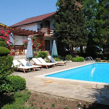 Πάρκο διακοπών Villas Denitsa